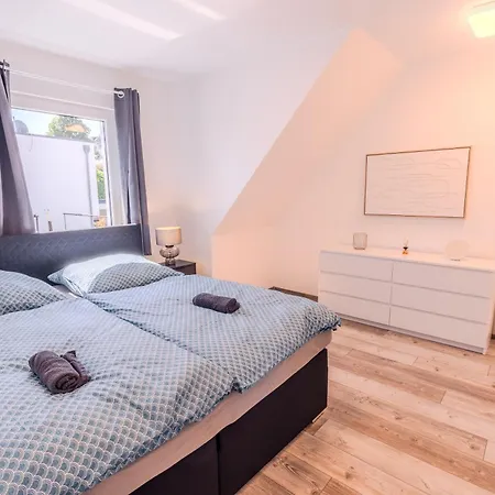 Rhein-lodge *