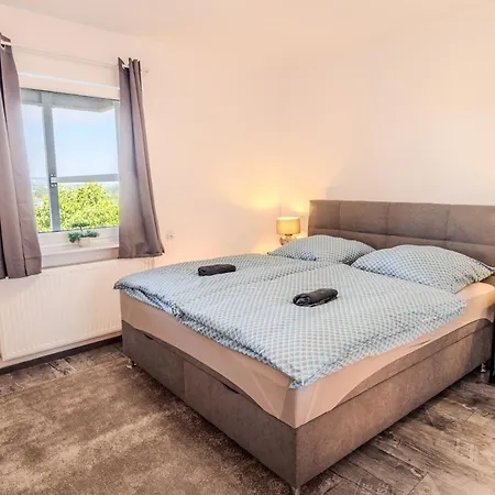 Holiday home Rhein-lodge